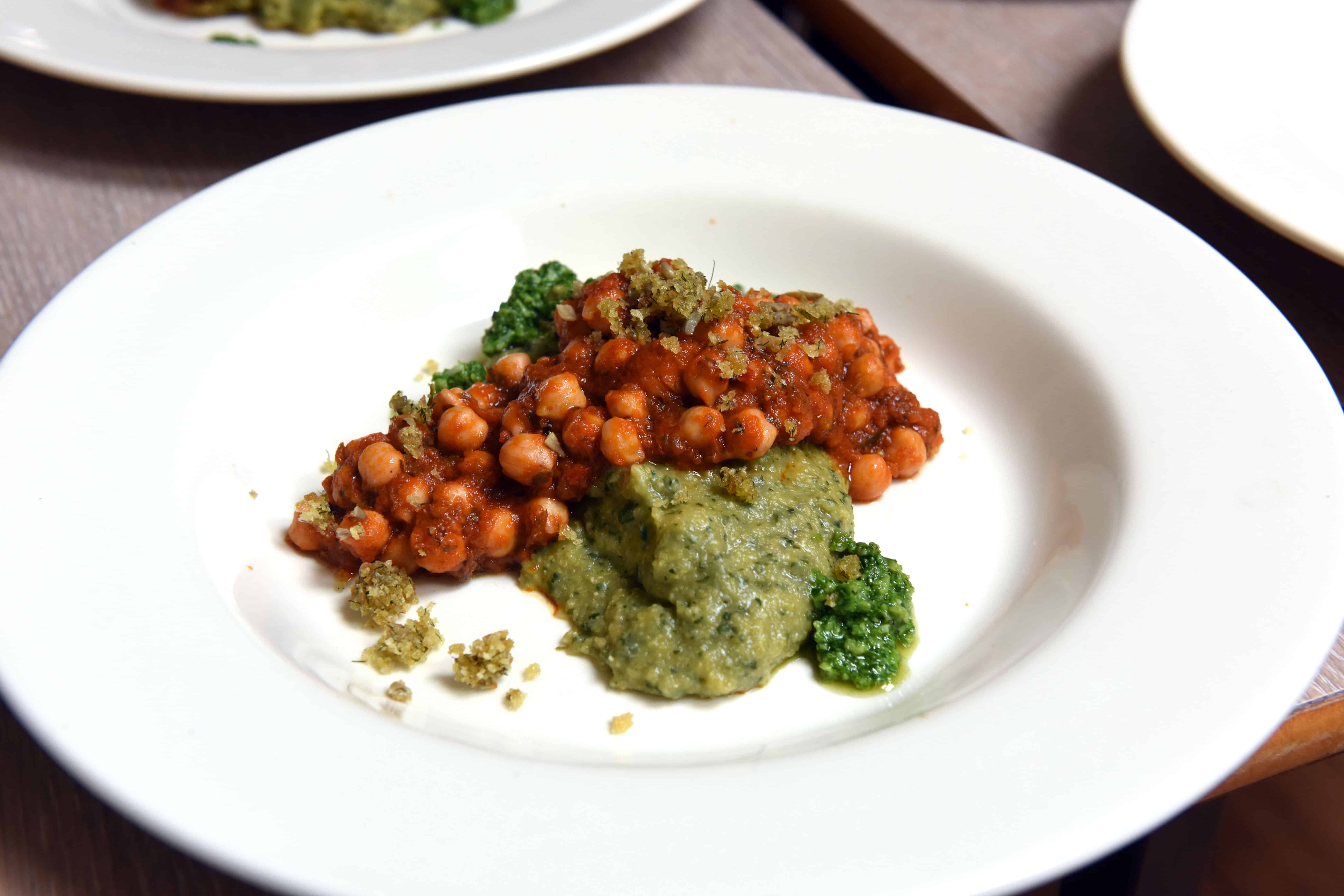 Spring Foragings – Meander & Meal